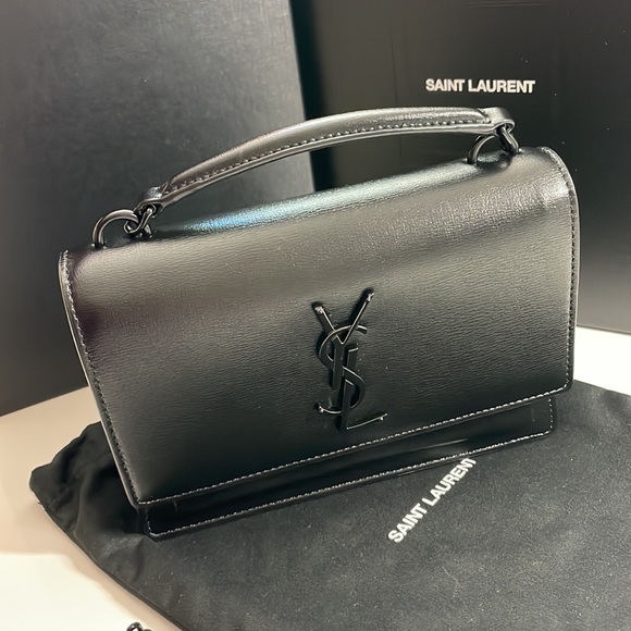 Authentic YSL Sunset wallet on chain - Picture 4 of 15